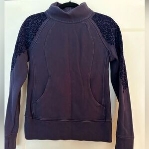 Lululemon sweater